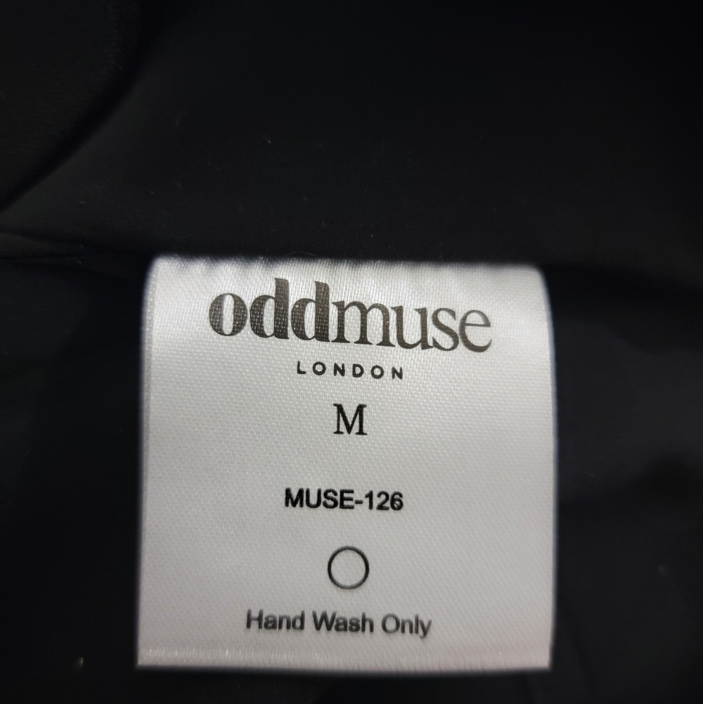 Odd Muse Crystal Tee in Black Medium - Picture 8 of 8